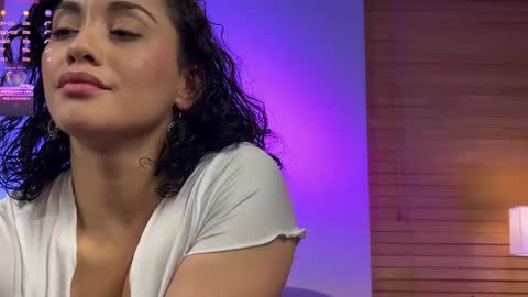 portiapiers online show from April 14, 2026, 7:47 am