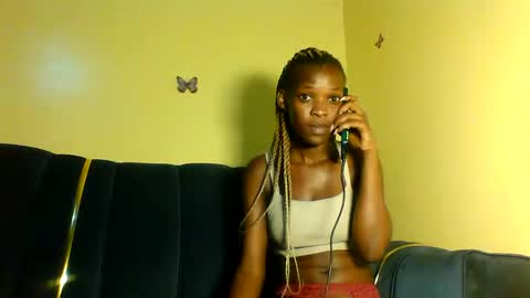 Snapshot of peachy_mummie chatting on October 13, 2025, 3:01 pm peachie online show from October 13, 2025, 3:01 pm
