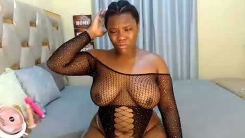 Snapshot of peachygirl255 chatting on July 12, 2026, 5:37 pm Peachy online show from July 12, 2026, 5:37 pm