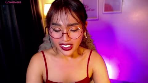 Snapshot of peakaboo_xx chatting on June 11, 2026, 2:33 am Angel Creamdensada online show from June 11, 2026, 2:33 am