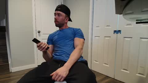 peaked_pleasures online show from April 26, 2026, 11:13 pm