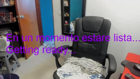 Tangerine Penaut online show from February 1, 2026, 9:02 pm