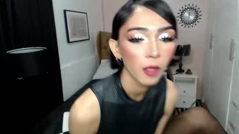 Pearl online show from February 14, 2025, 2:50 am