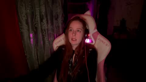 Snapshot of pearlprincess_ chatting on April 24, 2026, 11:18 pm Adelina online show from April 24, 2026, 11:18 pm