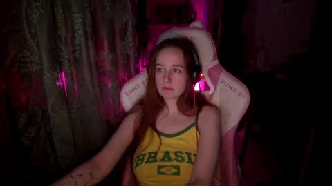Snapshot of pearlprincess_ chatting on May 6, 2026, 1:36 am Adelina online show from May 6, 2026, 1:36 am
