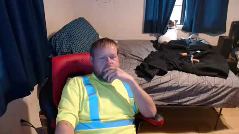 Snapshot of pecker40 chatting on January 10, 2026, 5:48 pm pecker40 online show from January 10, 2026, 5:48 pm