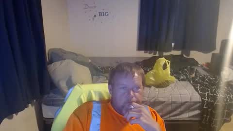 Snapshot of pecker40 chatting on February 15, 2026, 9:55 pm pecker40 online show from February 15, 2026, 9:55 pm