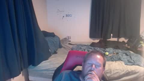 Snapshot of pecker40 chatting on May 18, 2026, 4:07 am pecker40 online show from May 18, 2026, 4:07 am