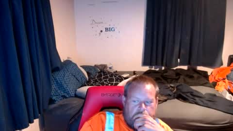 Snapshot of pecker40 chatting on July 23, 2026, 2:42 am pecker40 online show from July 23, 2026, 2:42 am