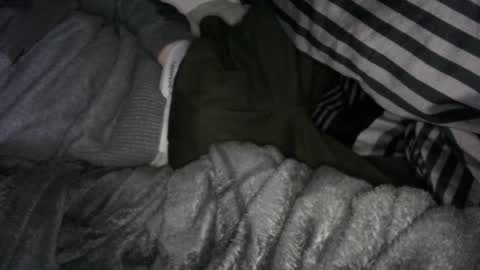 peepee7887 online show from February 19, 2026, 8:27 pm