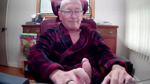 peepingmale online show from December 14, 2025, 1:16 pm