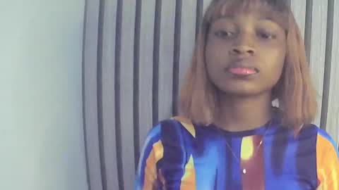 Snapshot of peetyface chatting on October 7, 2025, 11:51 am Lizzy online show from October 7, 2025, 11:51 am