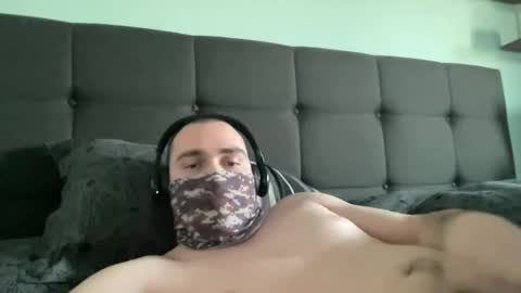 easy cum online show from September 15, 2025, 9:59 pm