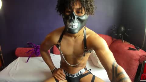 Pendragom online show from October 19, 2025, 3:34 pm