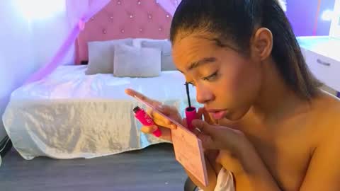 peneelopeecute online show from March 27, 2026, 6:18 pm