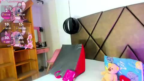 Snapshot of penelopeguzman__ chatting on June 27, 2026, 6:02 pm Sweet Penelope online show from June 27, 2026, 6:02 pm