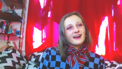 Snapshot of penny_understyx chatting on December 21, 2024, 3:31 pm Loki online show from December 21, 2024, 3:31 pm