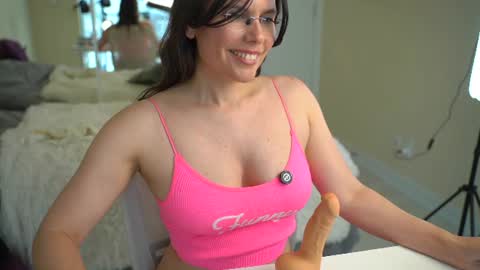 pepina_hot online show from July 2, 2026, 9:32 pm