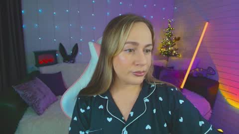 Snapshot of pepper_cat chatting on December 25, 2024, 11:42 pm Dia online show from December 25, 2024, 11:42 pm