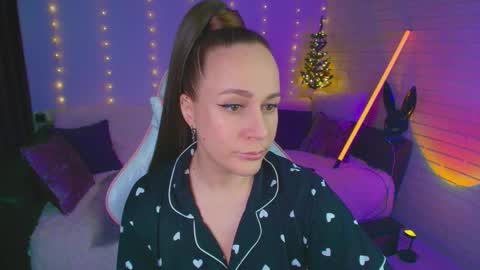 Snapshot of pepper_cat chatting on December 15, 2025, 7:34 am Dia online show from December 15, 2025, 7:34 am