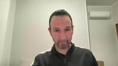 peppinslosqualo online show from February 17, 2025, 7:31 pm