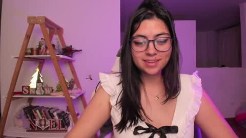 Snapshot of perfect__ana chatting on January 14, 2025, 1:04 am Sarah Ana Banana online show from January 14, 2025, 1:04 am