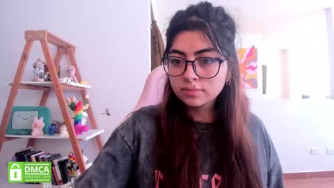 Sarah Ana Banana online show from March 18, 2026, 4:32 pm