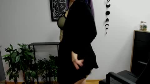 Snapshot of perfect_gabbie chatting on February 2, 2025, 9:02 pm Gabbie online show from February 2, 2025, 9:02 pm