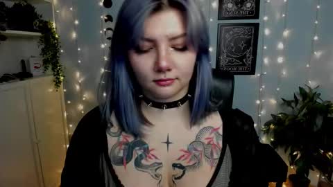 Snapshot of perfect_gabbie chatting on November 11, 2025, 10:43 pm Gabbie online show from November 11, 2025, 10:43 pm