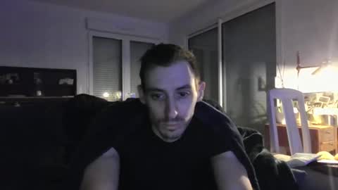 Snapshot of perfectfrench chatting on January 14, 2025, 11:37 pm perfectboyfr online show from January 14, 2025, 11:37 pm