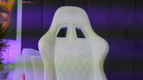 Dee online show from November 26, 2025, 4:19 pm