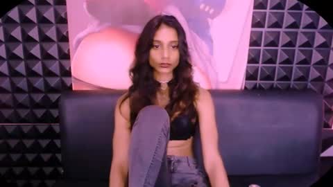 satins seduction online show from December 5, 2024, 8:44 am