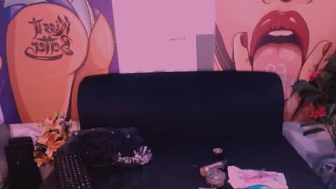 satins seduction online show from January 7, 2025, 9:50 am