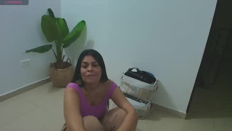 PERLA online show from September 25, 2025, 11:19 pm