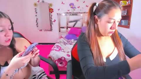 PERLA online show from February 21, 2026, 12:33 am