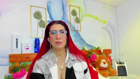 Snapshot of perlafranco chatting on November 24, 2025, 7:30 am Perla Franco online show from November 24, 2025, 7:30 am