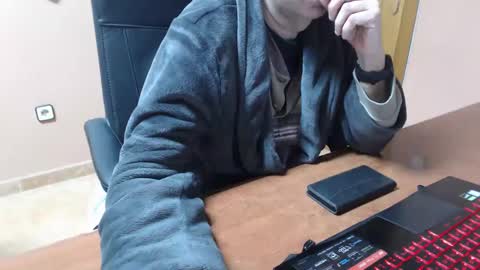 perritapinky online show from February 2, 2025, 5:04 pm