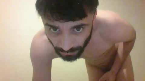 persianprince_13 online show from April 13, 2026, 8:25 pm