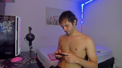 Snapshot of persival_2 chatting on December 24, 2024, 8:00 am persi online show from December 24, 2024, 8:00 am