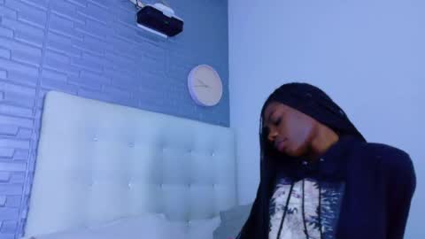 pervert_shydoll online show from June 4, 2026, 3:01 am
