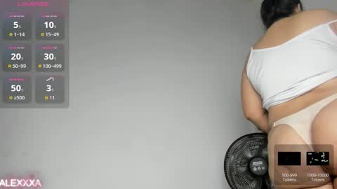 Snapshot of pervertt_mommy chatting on September 15, 2025, 8:47 am Alexandra online show from September 15, 2025, 8:47 am
