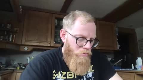 Snapshot of peschiii chatting on May 15, 2026, 11:06 am Peschi online show from May 15, 2026, 11:06 am