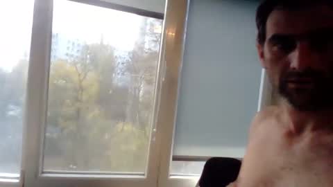 peshtic20 online show from November 17, 2025, 2:01 pm