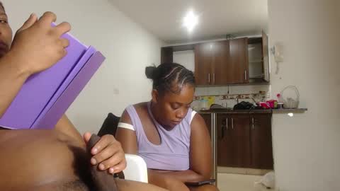 kamila online show from February 26, 2026, 2:43 am