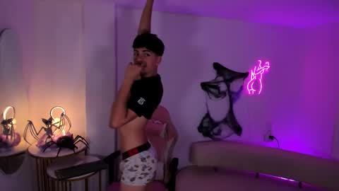 Peter online show from October 14, 2025, 7:58 pm