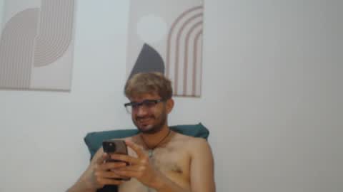 FELIPE online show from April 19, 2026, 8:55 pm