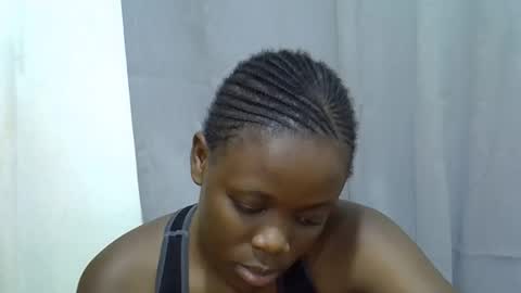 petite_melan online show from September 14, 2025, 5:45 pm