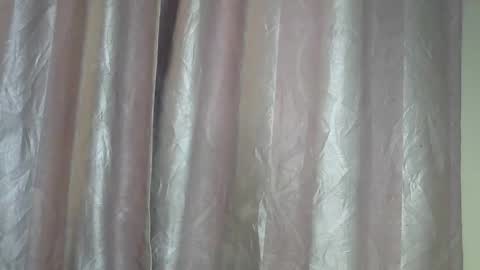 petite_star2 online show from January 18, 2026, 5:33 am