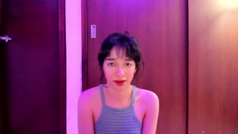 Lunna online show from March 2, 2025, 2:19 am
