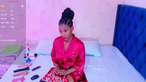 Snapshot of petitelittleebony chatting on September 27, 2025, 2:49 am little sharon online show from September 27, 2025, 2:49 am